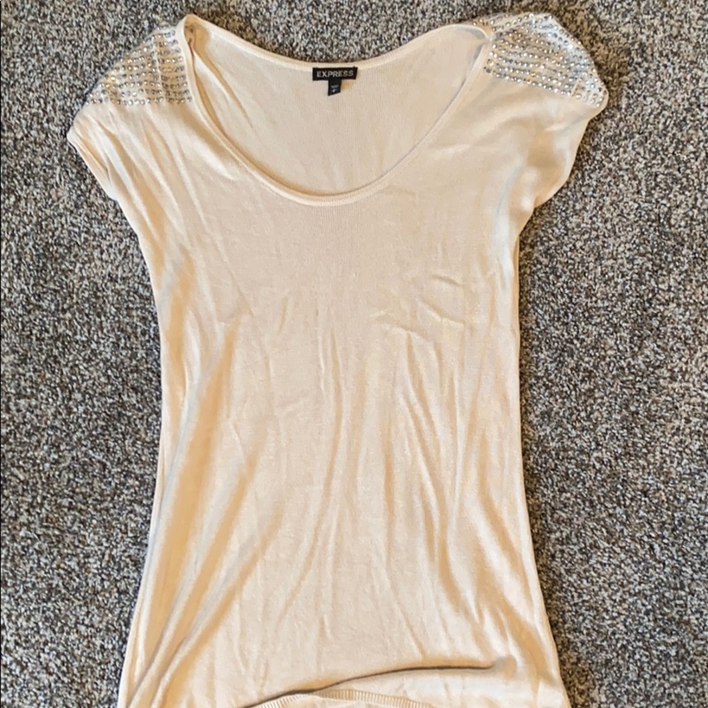 Short sleeve sweater top